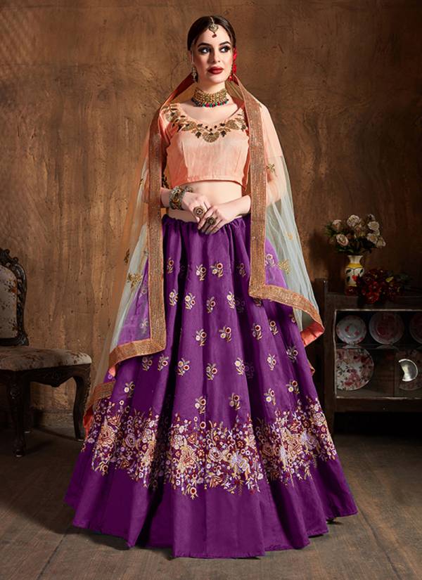 Heavy Silk Wedding Wear Embroidery Work Lehenga Cholis Collection
